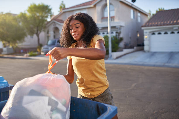 Best Commercial Junk Removal  in Howards Grove, WI